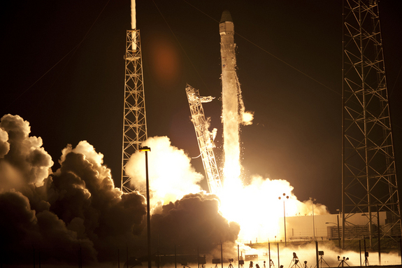 spacex dragon launch